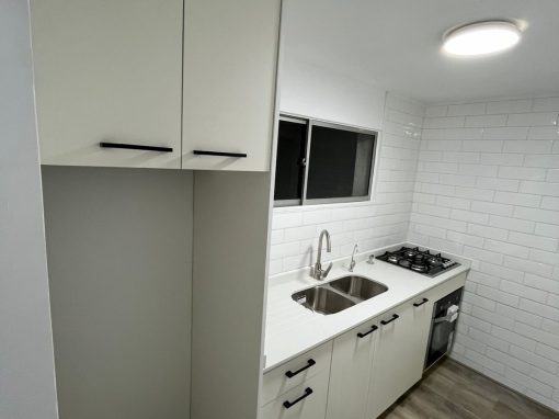 9230a077-f73d-47b5-a4a9-dbbd0318118f